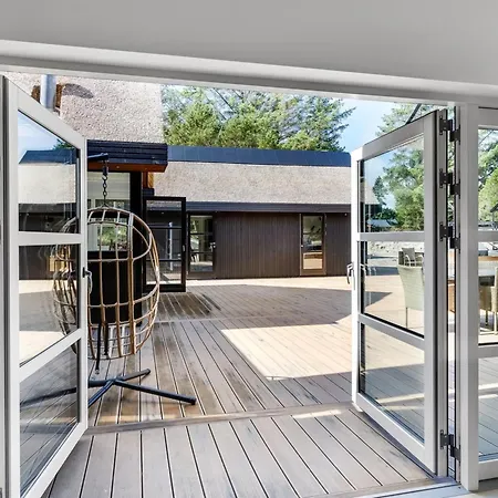 Hejdie - 750m From The Sea By Interhome